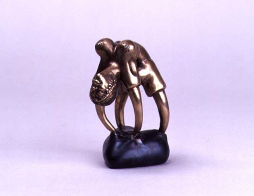 Fotograf: Eget foto
Værk  titel: Sukhjerte - Forelskelsen 
Værk  type: Skulptur 
Materiale: Bronze 
Størrelse: 13 x 6 x 7 cm 
Færdiggjort: 2000 