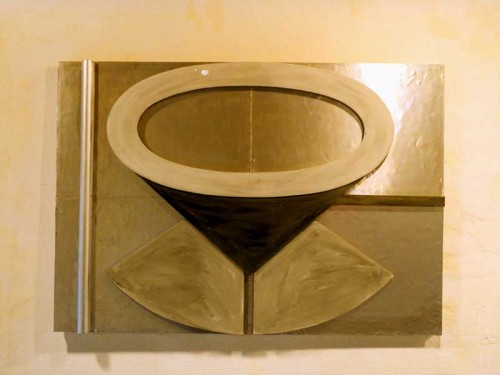 Fotograf: Kim Rosenvold
Værk  titel: Ubeholder 
Værk  type: Relief 
Materiale: Malet krydsfiner og aluminium 
Størrelse: 69 x 97 cm 
Færdiggjort: 1996 