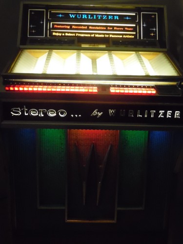 CENTRAL AMERICA GAMIFICATION 1964 WURLITZER 2800