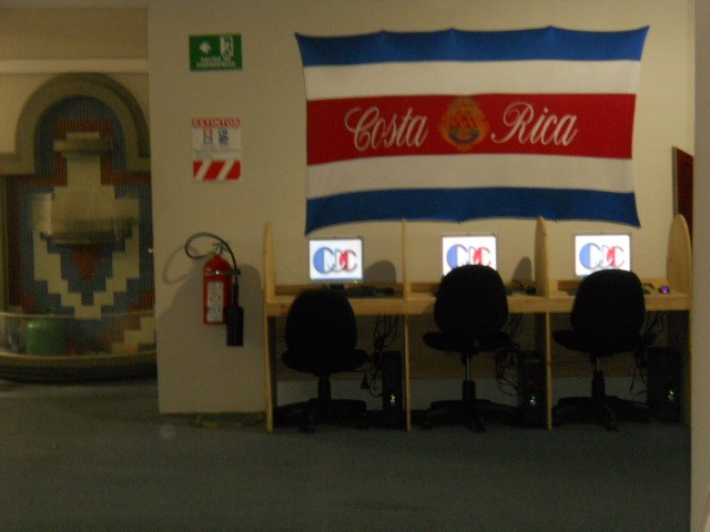 COSTA-RICA-FLAG-CALL-CENTER.jpg