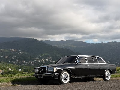 ESCAZU MOUNTAINS COSTA RICA. 300D W123 LANG MERCEDES