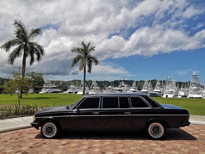 LOS SUENOS YACHT COSTA RICA. MERCEDES LIMO W123 TRANSPORTATION