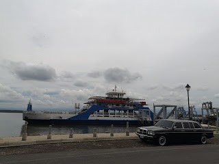 Puntarenas Ferry. COSTA RICA LIMO SERVICE W123 LANG LWB 300D
