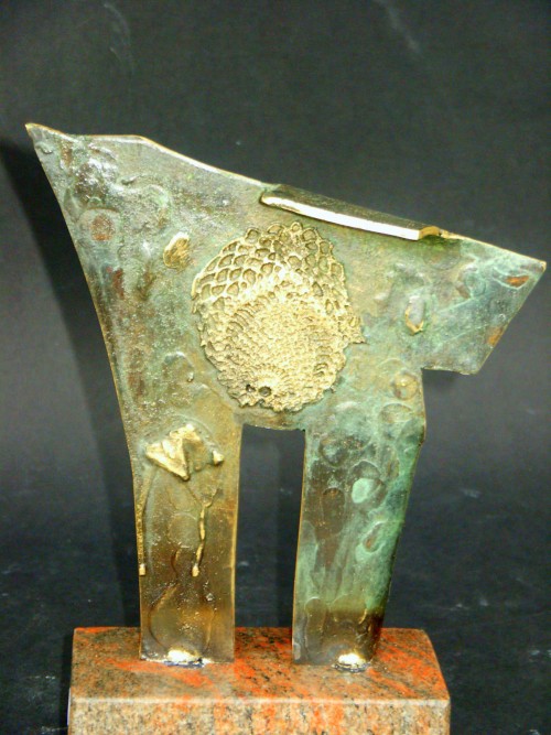 Bronzeskulptur
27 x 20 cm.
8.000 kr - € 1.000